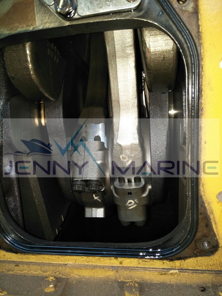 Caterpillar 3516DI Marine Main engine with 1200 RPM 2200HP - Image 4