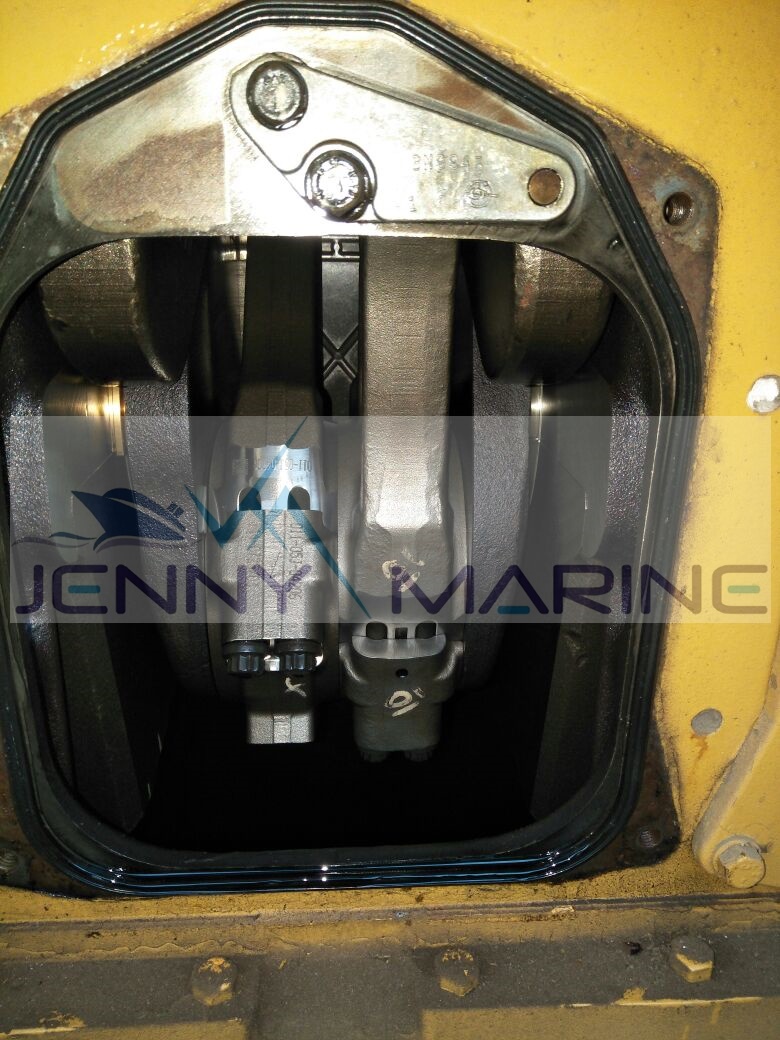 Caterpillar 3516DI Marine Main engine with 1200 RPM 2200HP - Image 3