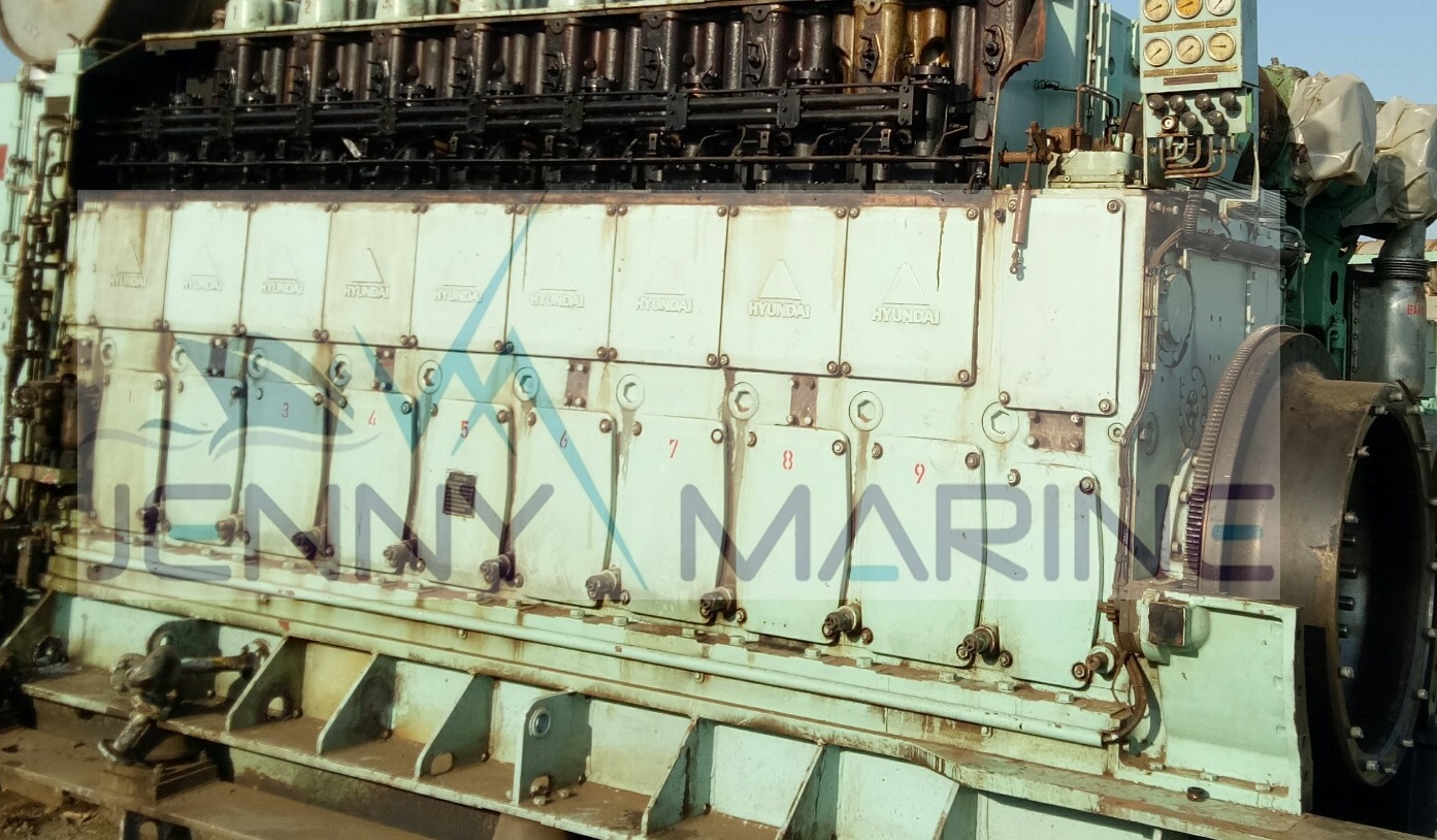 Hyundai-Himsen 9H25/33 Engine Cylinder Block MFG 2004 - Image 2