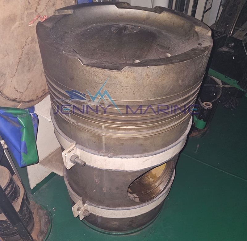 MAN B&W L58/64CD PISTON COMPLETE